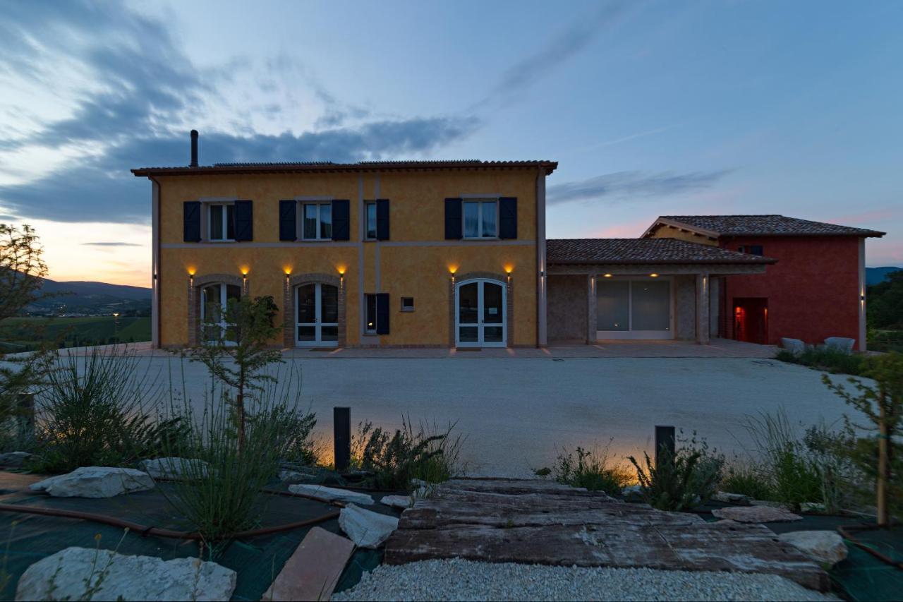 Tenuta Grimaldi Wine Resort Matelica Exterior photo